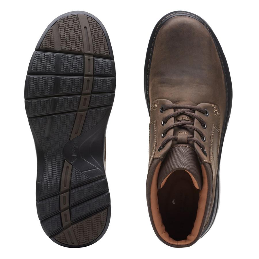 Brown Clarks Brawley Up Oily Men's Boots | SG_BD5