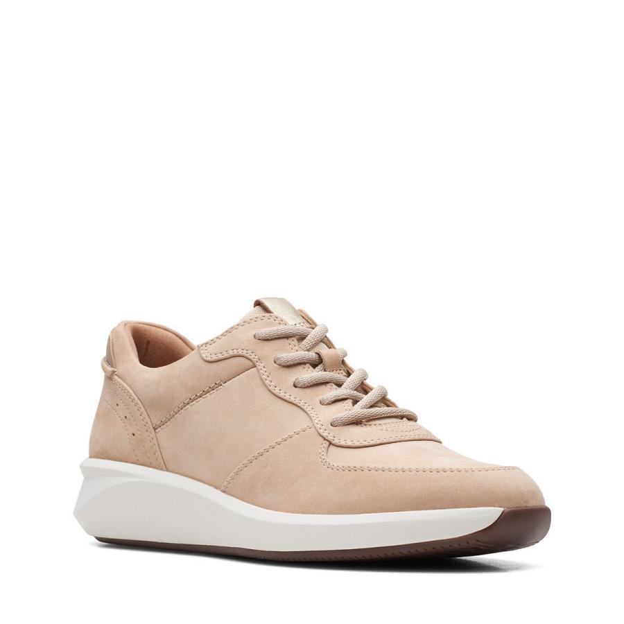 Light Brown Clarks Un Rio Sprint Light Sand Comb Women's Sneakers | SG_JX376